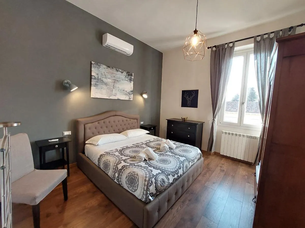 Holiday home Savieri Home In Florence
